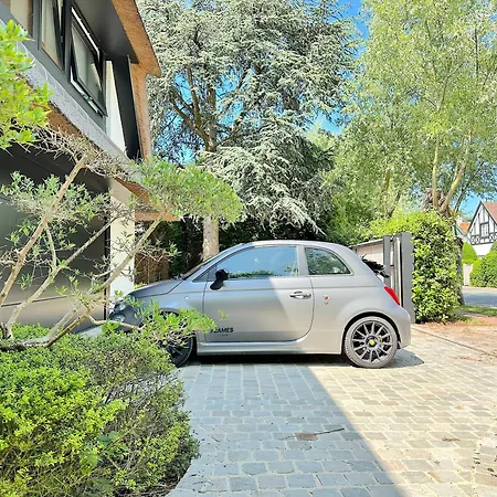 79 Breathtaking Spacious Near Royal Zoute Golf Club Knokke-Heist