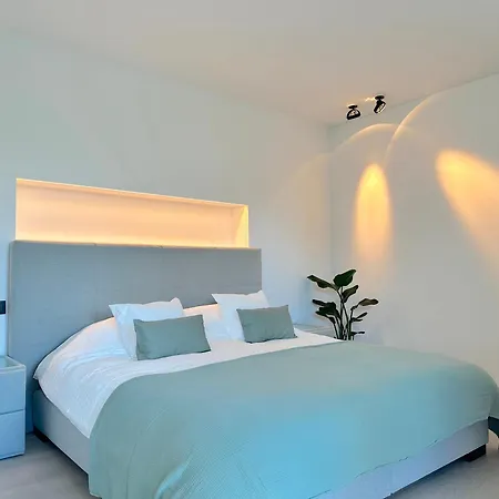 Villa 79 Breathtaking Spacious Near Royal Zoute Golf Club
